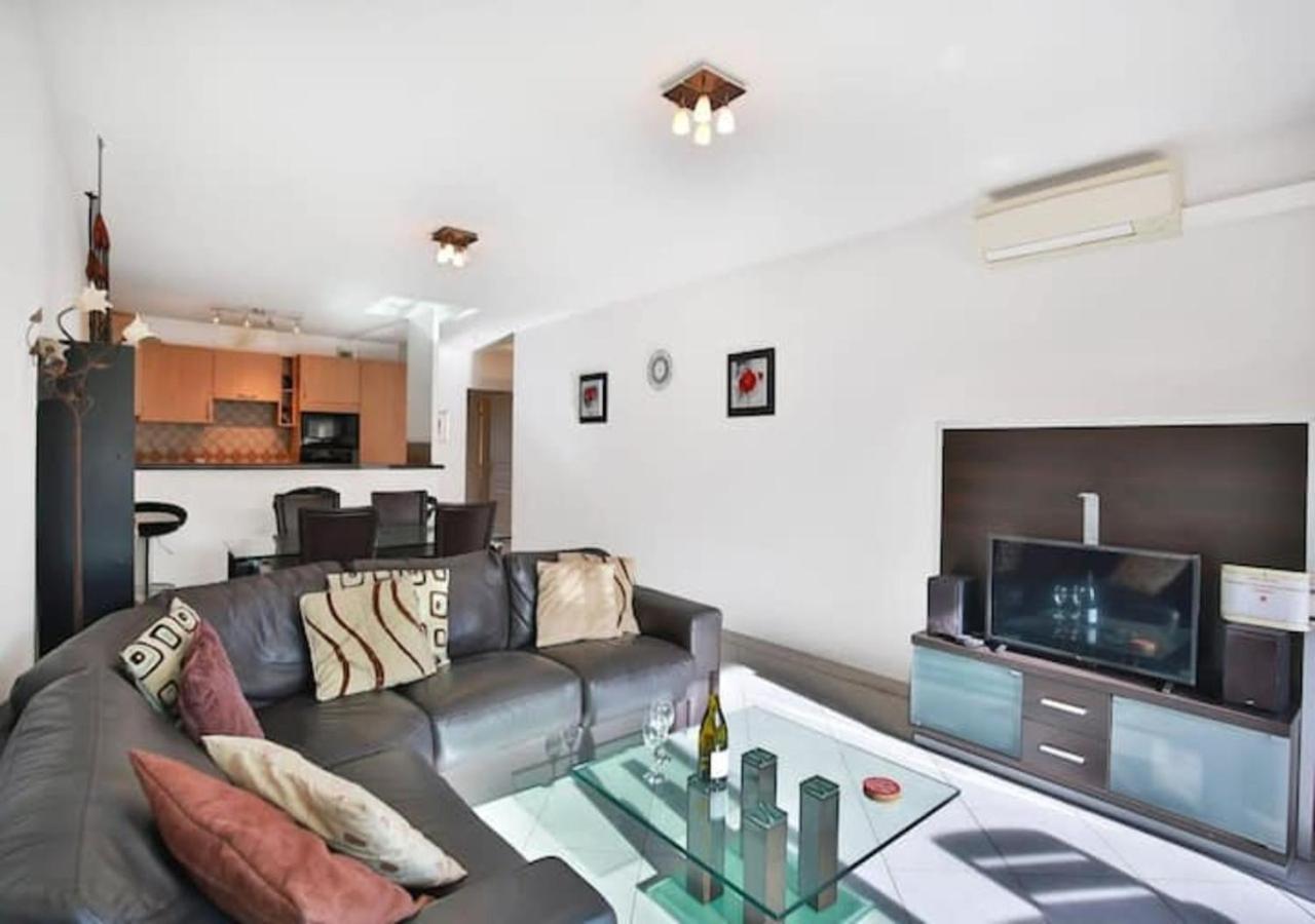 Charming Two-Bedroom Apartment With Balcony And Garage By The Marina Antibes Exterior photo