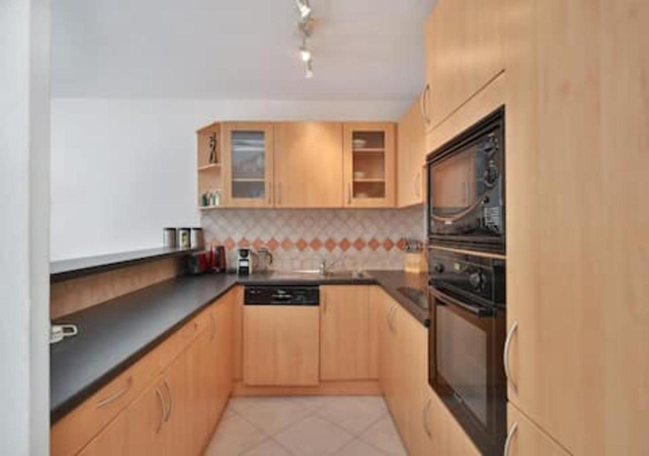 Charming Two-Bedroom Apartment With Balcony And Garage By The Marina Antibes Exterior photo